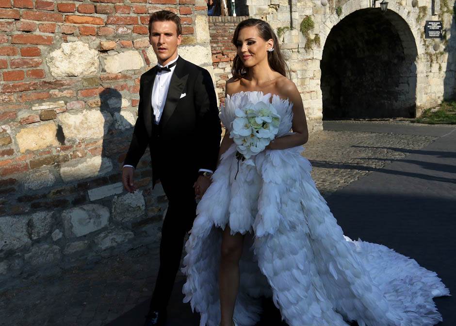 piski cerka anja valente suprug hugo godisnjica braka foto