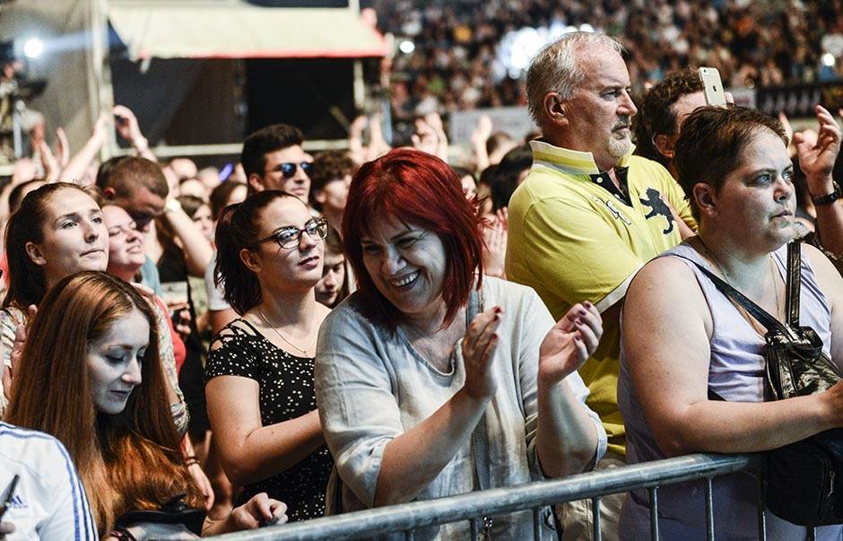 Trudna pevačica Nevernih beba Tijana Sretković