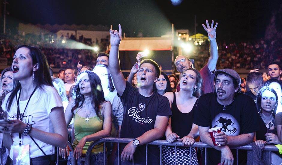 Trudna pevačica Nevernih beba Tijana Sretković