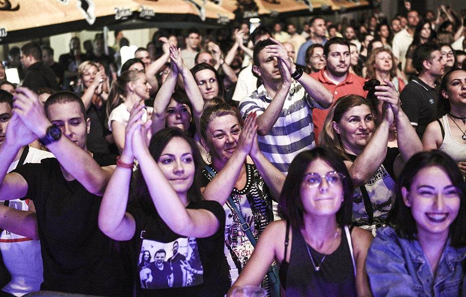 Trudna pevačica Nevernih beba Tijana Sretković