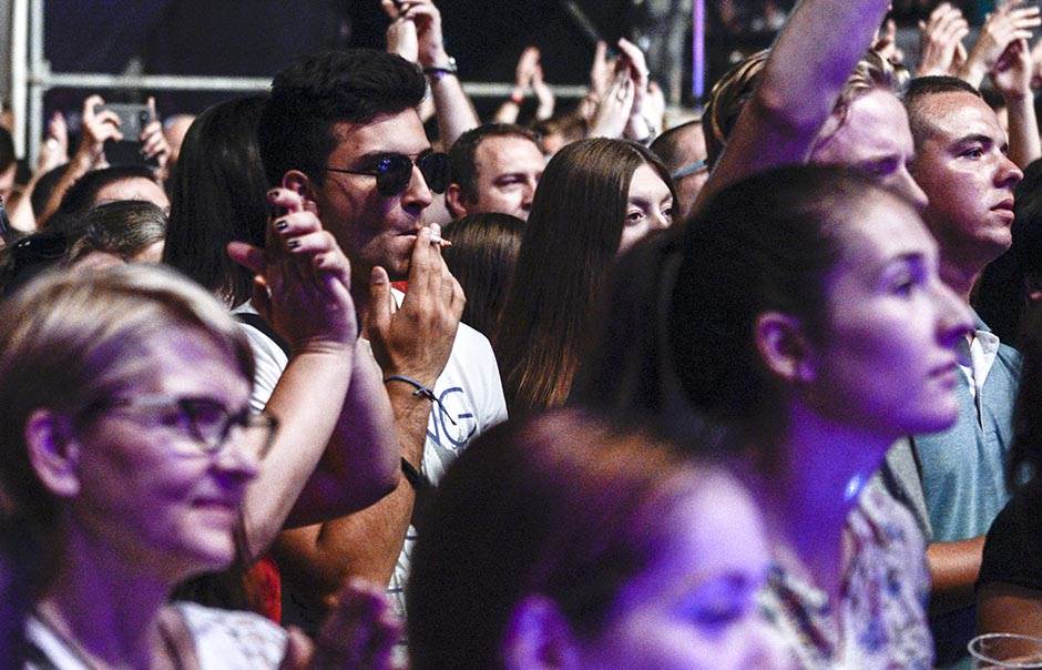 Trudna pevačica Nevernih beba Tijana Sretković