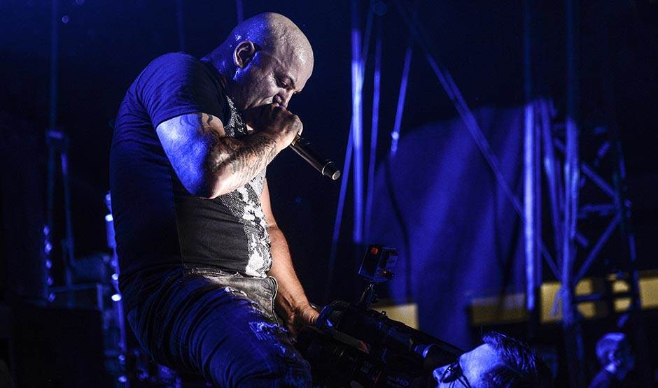 Zbog dojave o bombi prekinut koncert zvezda devedesetih