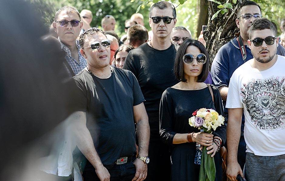 Život i kontroverze Sinana Sakića