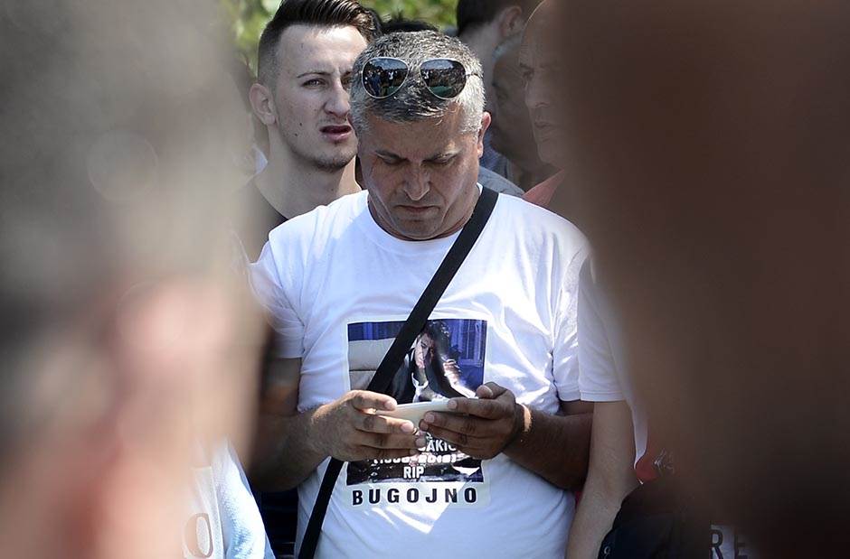 Život i kontroverze Sinana Sakića