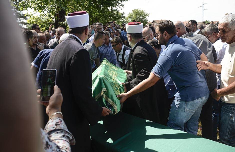 Život i kontroverze Sinana Sakića