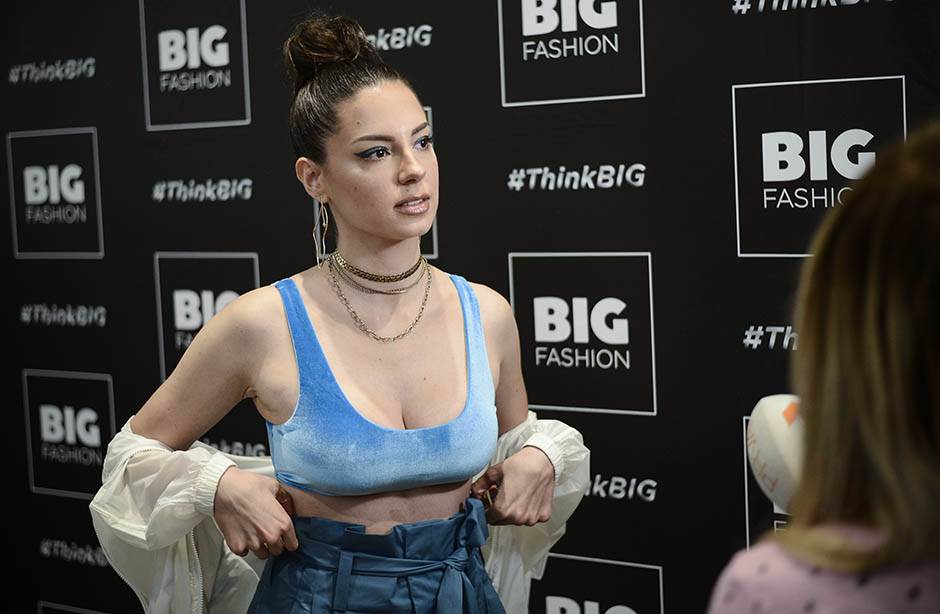 Sara Jo: Nisam imala plastične operacije