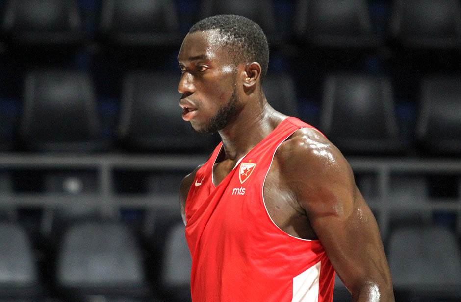 Snimak Majkl Odžo u svlačionici FSU VIDEO: Trener Bobby Suarez podelio uspomenu na Twitter profilu