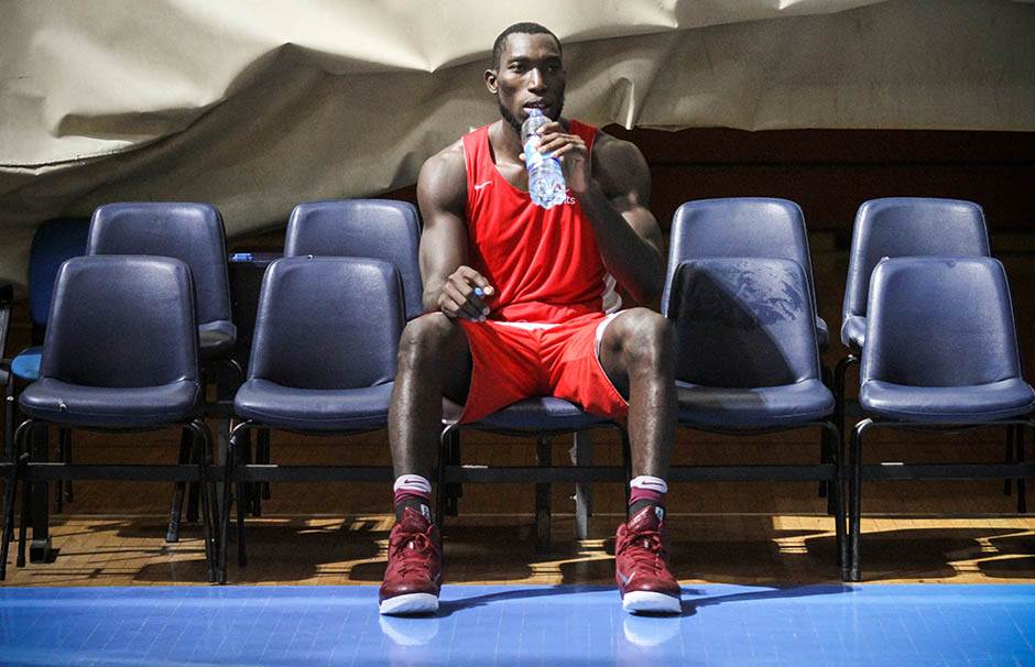 Snimak Majkl Odžo u svlačionici FSU VIDEO: Trener Bobby Suarez podelio uspomenu na Twitter profilu