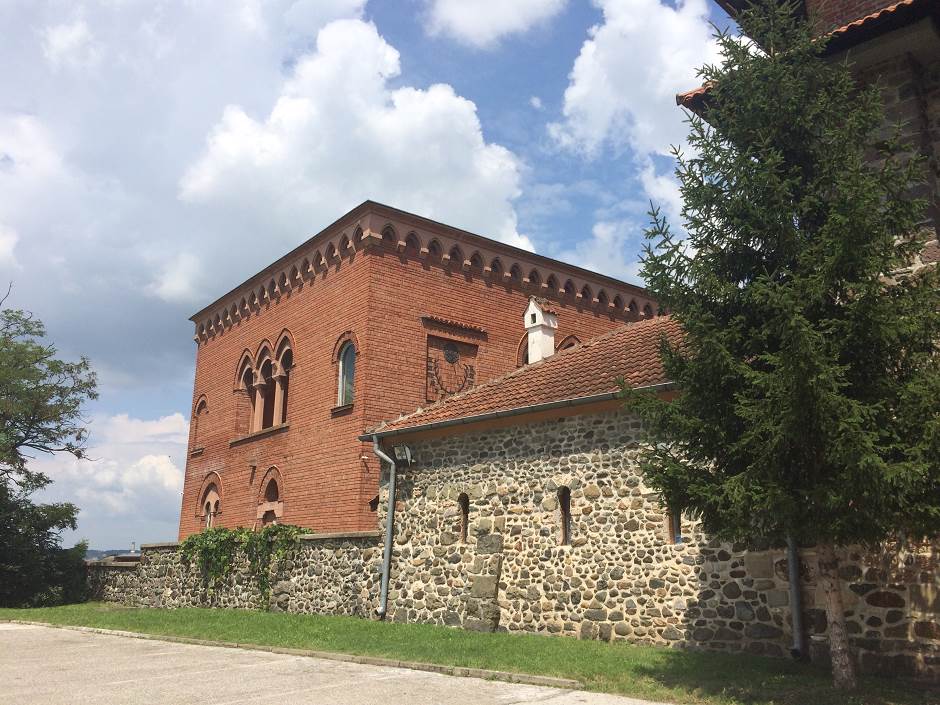 Manastir Žiča - otrkivena ploča iz 16. veka