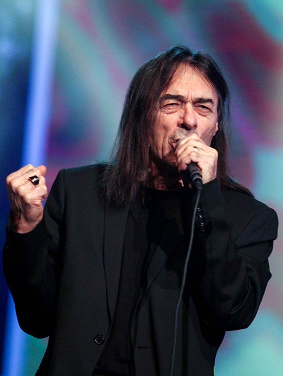 Dado Topić pravo ime Adolf