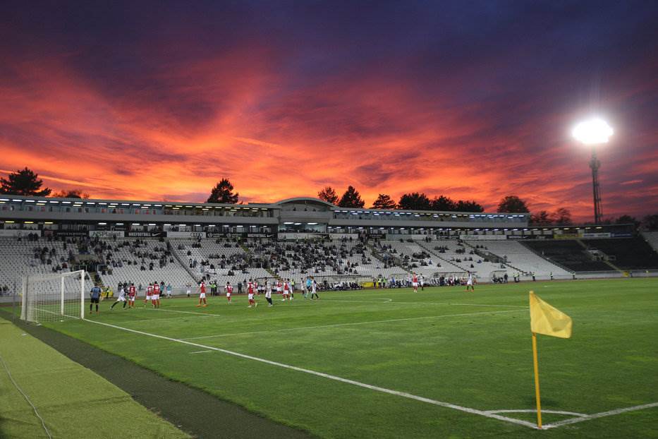 Da li se renovira stadion FK Partizan?