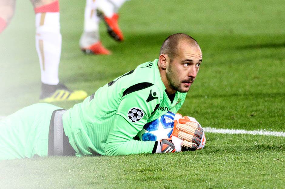 Milan Borjan neće biti u Crvenoj zvezdi celo leto