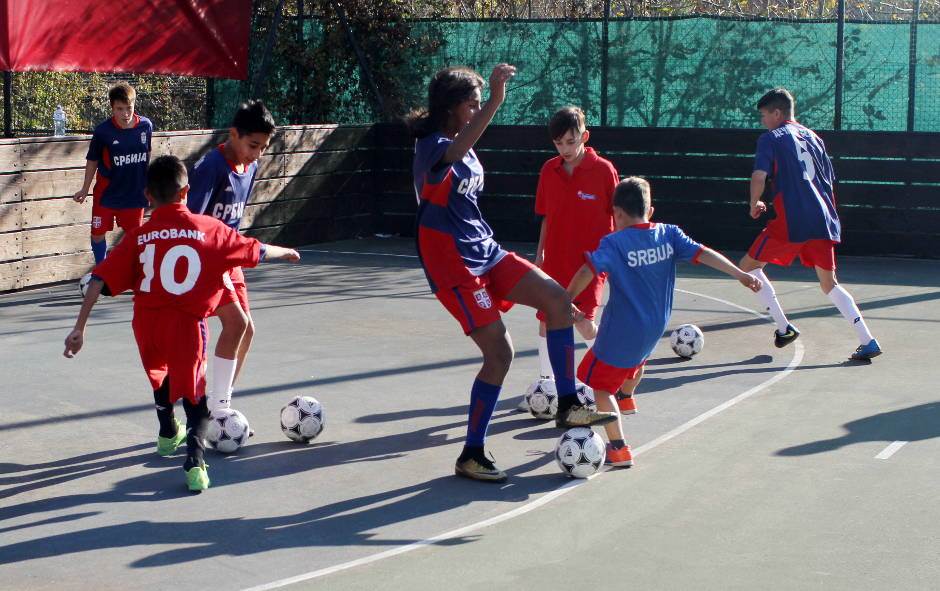 Škola fudbala Mančester junajted u Srbiji dolazi Ves Braun