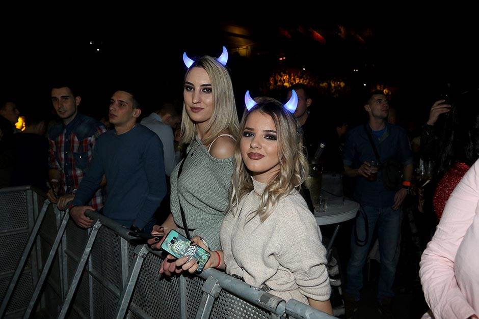 Novogodišnji TV program narodnjaci