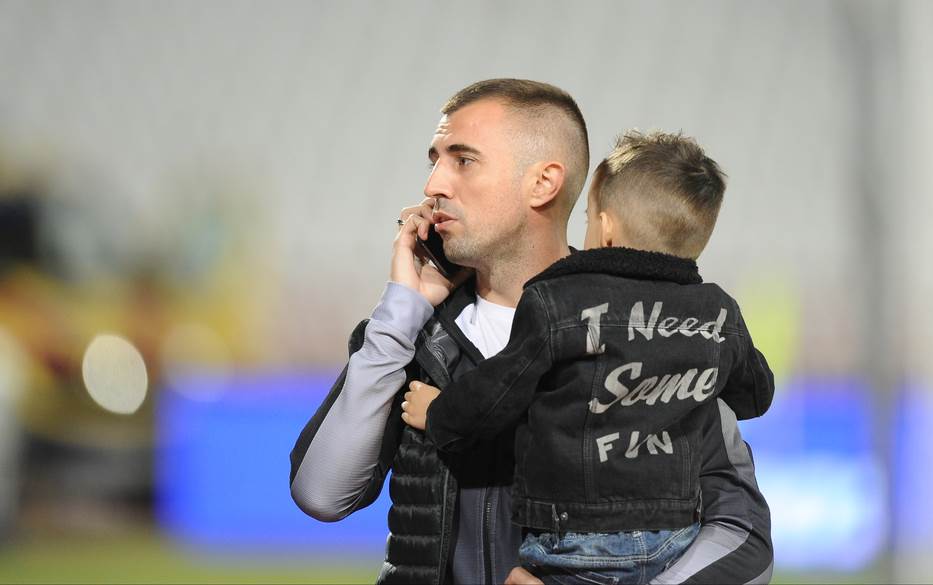 Nenad Krstičić ide u penziju