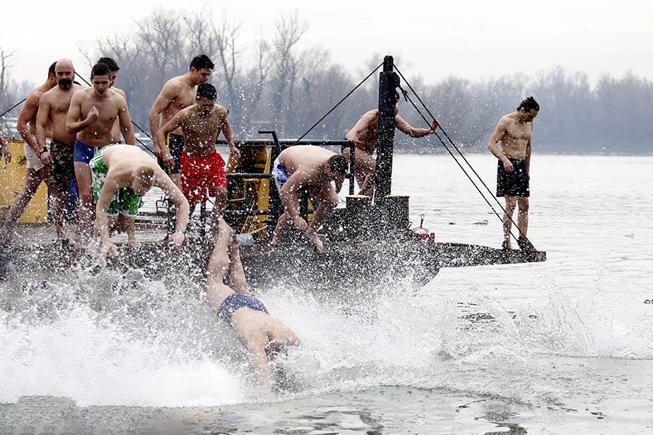 Ko se krstom krsti taj krstovdan posti
