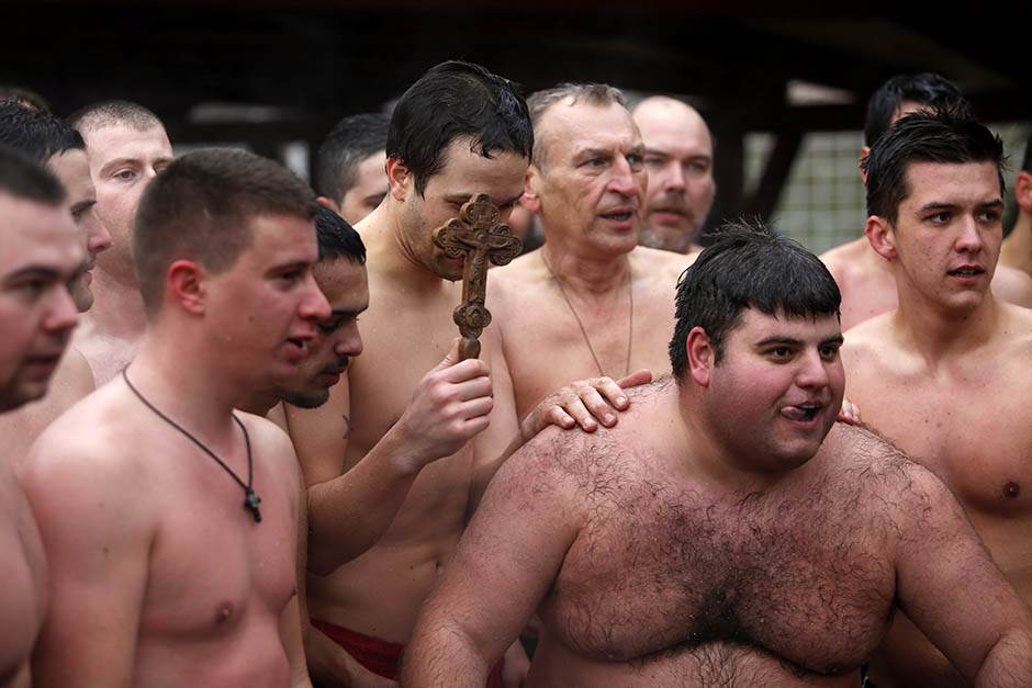 Ko se krstom krsti taj krstovdan posti