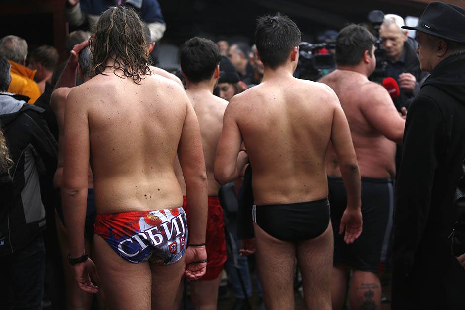 Ko se krstom krsti taj krstovdan posti