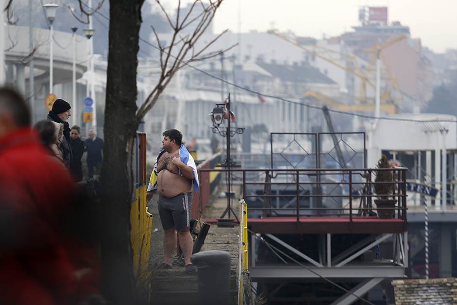 Ko se krstom krsti taj krstovdan posti