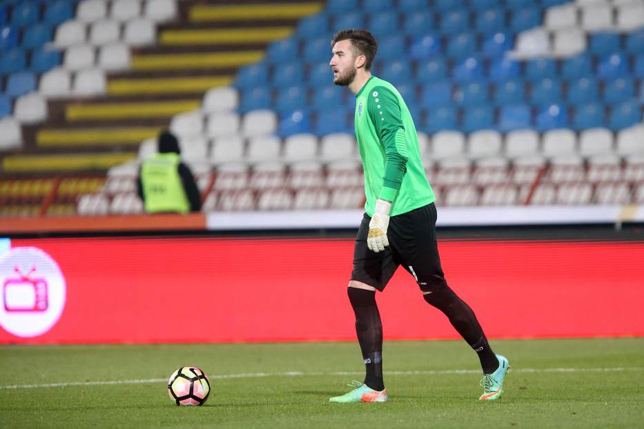Golman Nikola Vasiljević otišao iz Crvene zvezde 