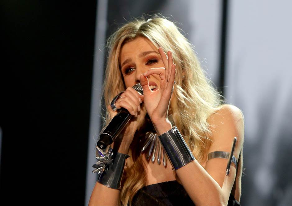 Džajka, fudbaleri i pucanje u jabuku - godinu dana i već imamo svadbu veka!