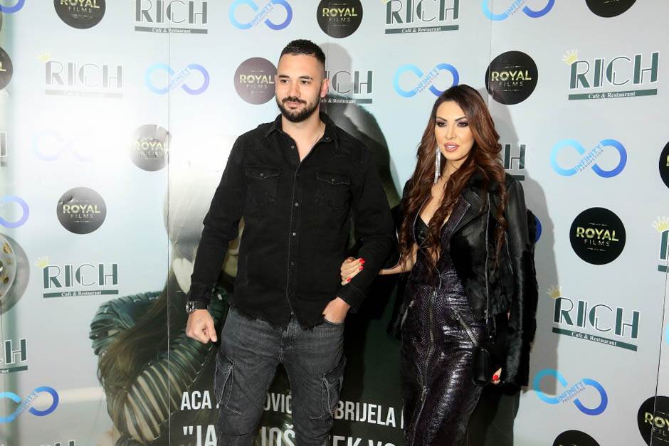 Zvezda Granda nakon afere sa Gabrijelom Pejčev se ne odvaja od žene