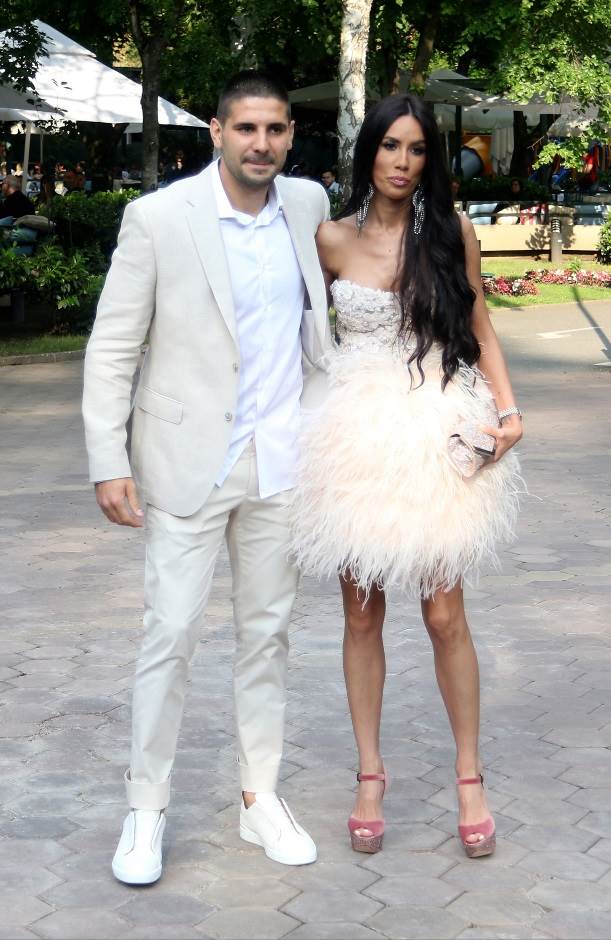 Lola Smiljanić dobio sina