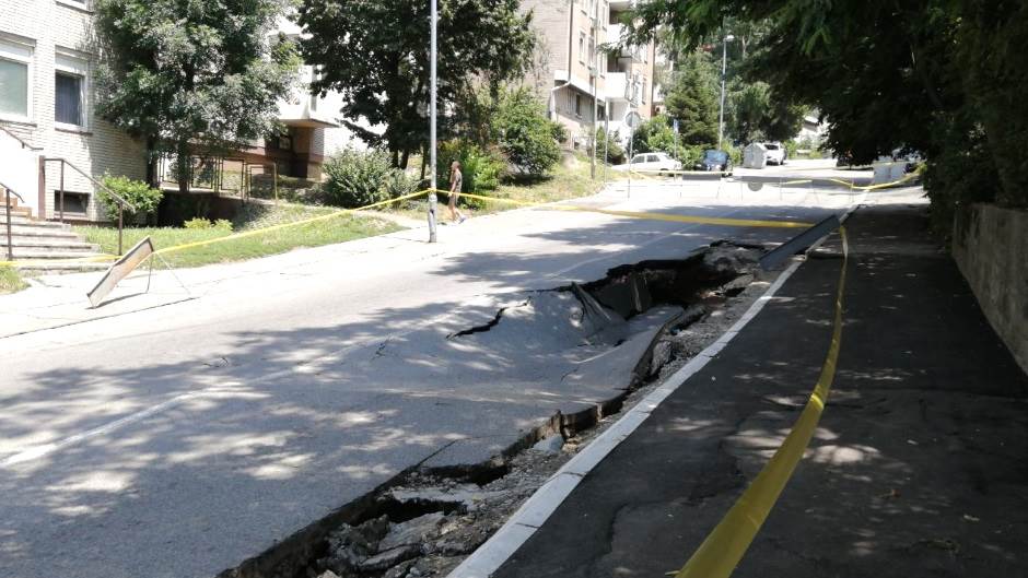 Valjevska ulica u Beogradu klizište u valjevskoj ulici