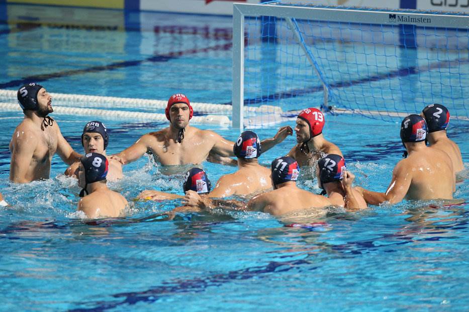 Srbija se odbranila sa tri igrača manje u vaterpolu