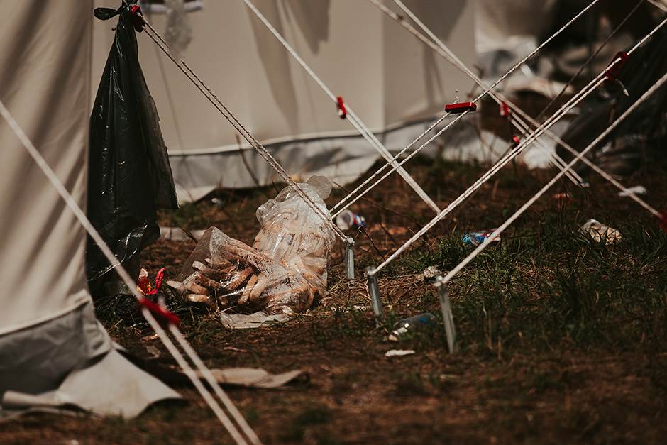 Kamp Vučjak se zatvara, migrante sele u kasarnu kod Sarajeva