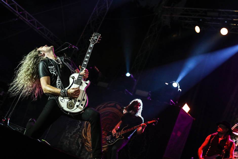 Whitesnake koncert otkazan