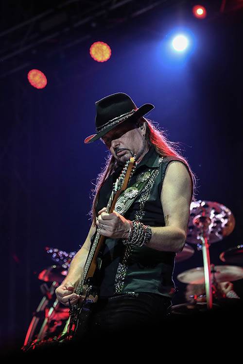 Whitesnake koncert otkazan