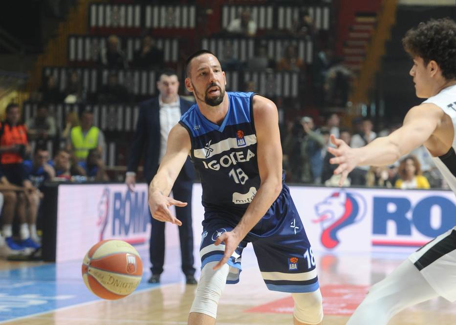 Vuk Radivojević priveden zbog nasilja u porodici izjava supruge