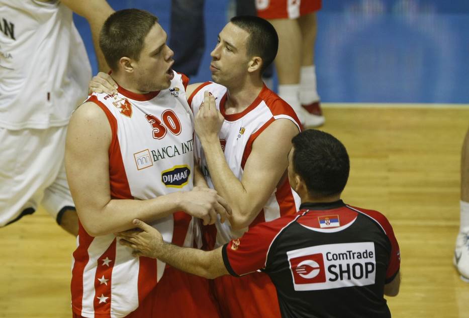 Vuk Radivojević priveden zbog nasilja u porodici izjava supruge