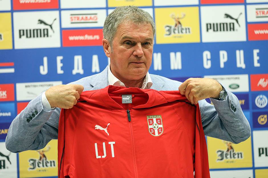 ljubisa tumbakovic selektor otkaz raskid nije vise selektor reprezentacija srbije fudbal