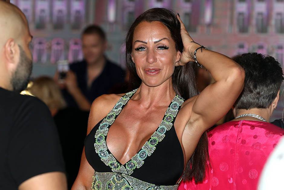 ljuba pantovic u donjem vesu negativni komentari poruka