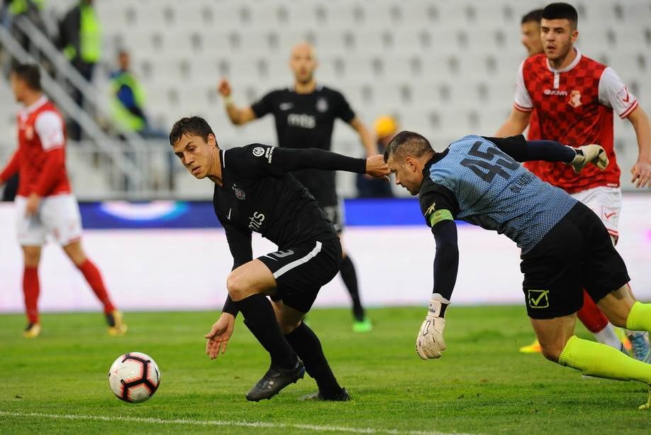 Partizan doveo Nemanju Nikolića