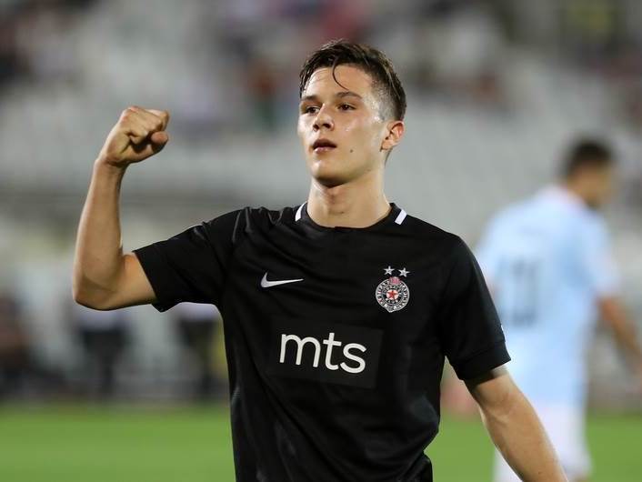 Filip Stevanović produžio ugovor sa Partizanom