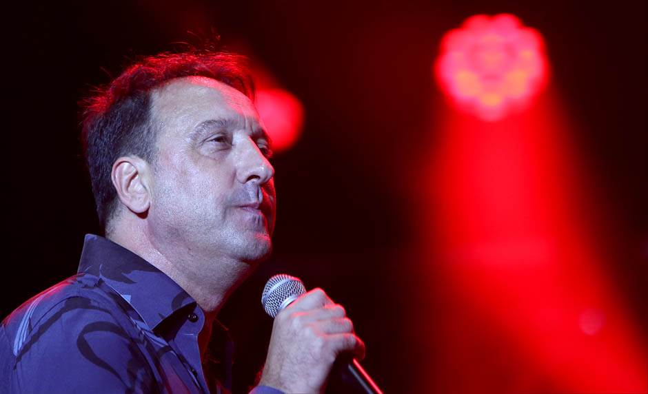 Aca Lukas nova devojka - tukao novu devojku?