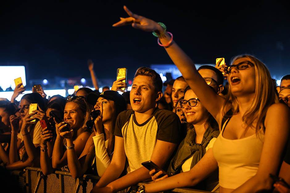 Senidah nova frizura Instagram