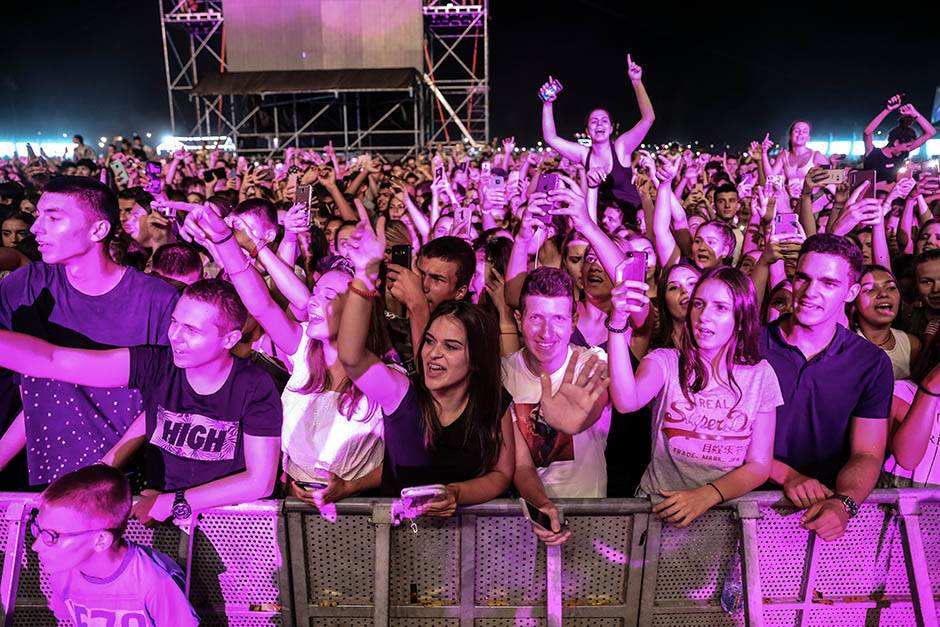 Senidah nova frizura Instagram