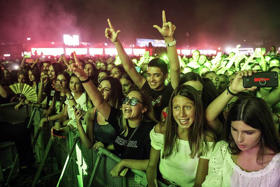 Senidah nova frizura Instagram