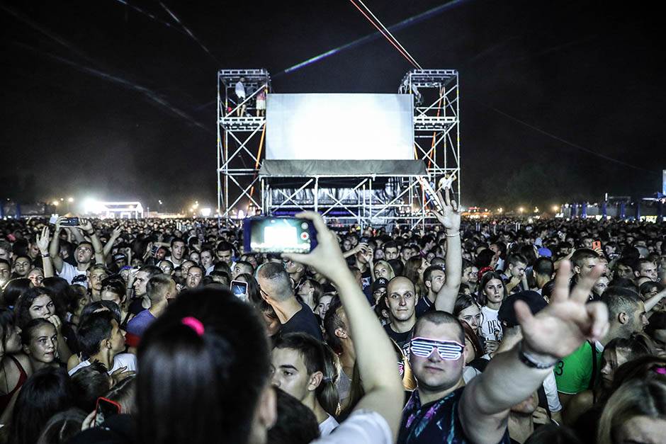 Senidah nova frizura Instagram