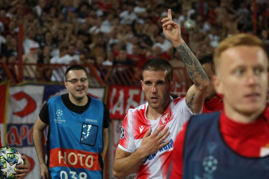 Navijači Jang Bojsa divljali na utakmici protiv Grashopersa