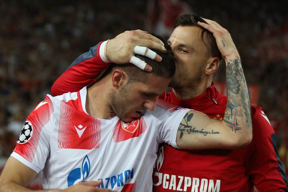 Navijači Jang Bojsa divljali na utakmici protiv Grashopersa