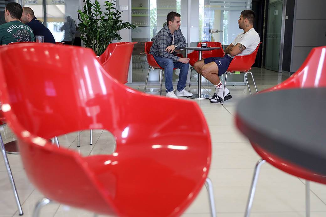 Matija Nastasić ponovo u reprezentaciji Srbije gde ga vidi Ljubiša Tumbaković