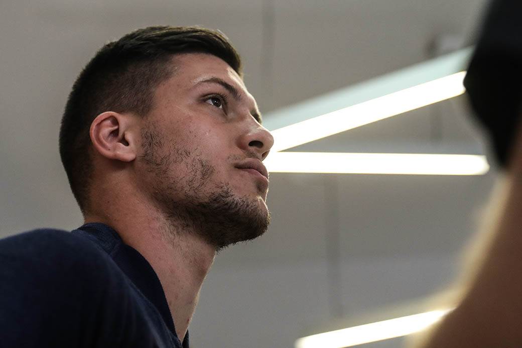 Matija Nastasić ponovo u reprezentaciji Srbije gde ga vidi Ljubiša Tumbaković