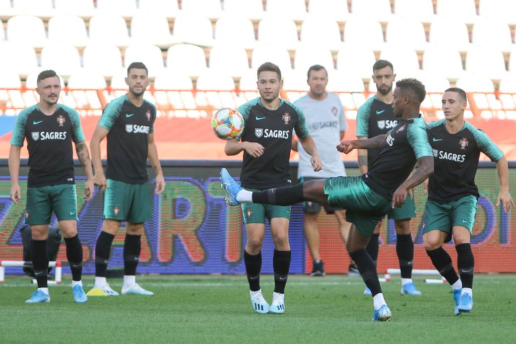 Ronaldo u Beogradu Marakana Srbija Portugal kvalifikacije