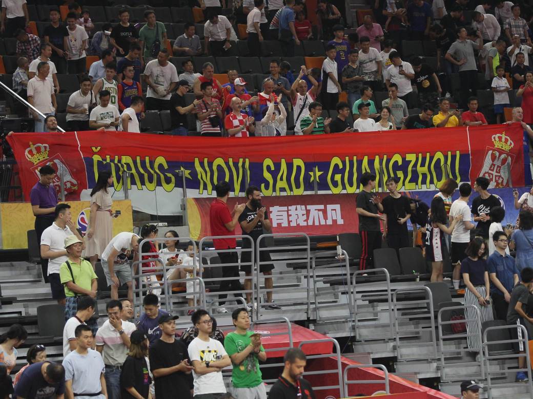 Aleksandar Đorđević objasnio novinarima iz SAD izjavu Neka je Amerikancima bog u pomoći