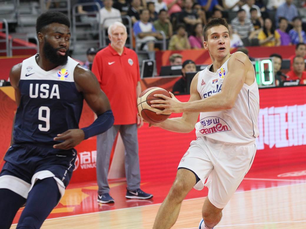 Aleksandar Đorđević objasnio novinarima iz SAD izjavu Neka je Amerikancima bog u pomoći